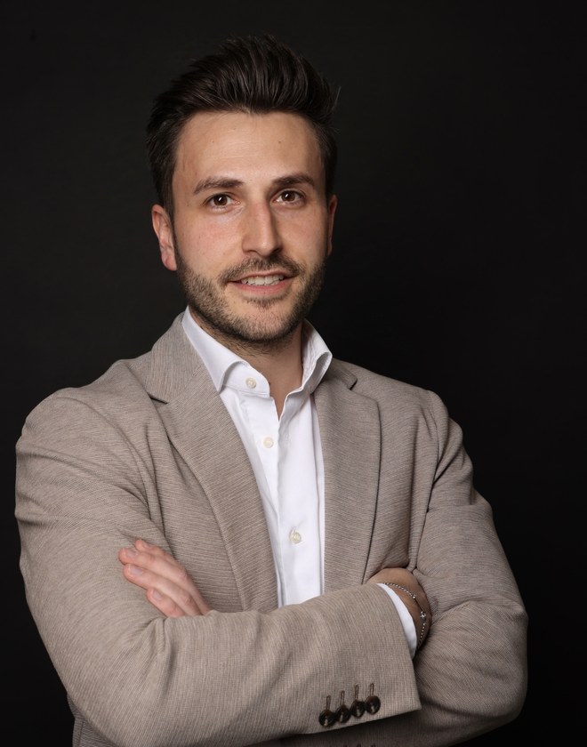 Gregory Meyer